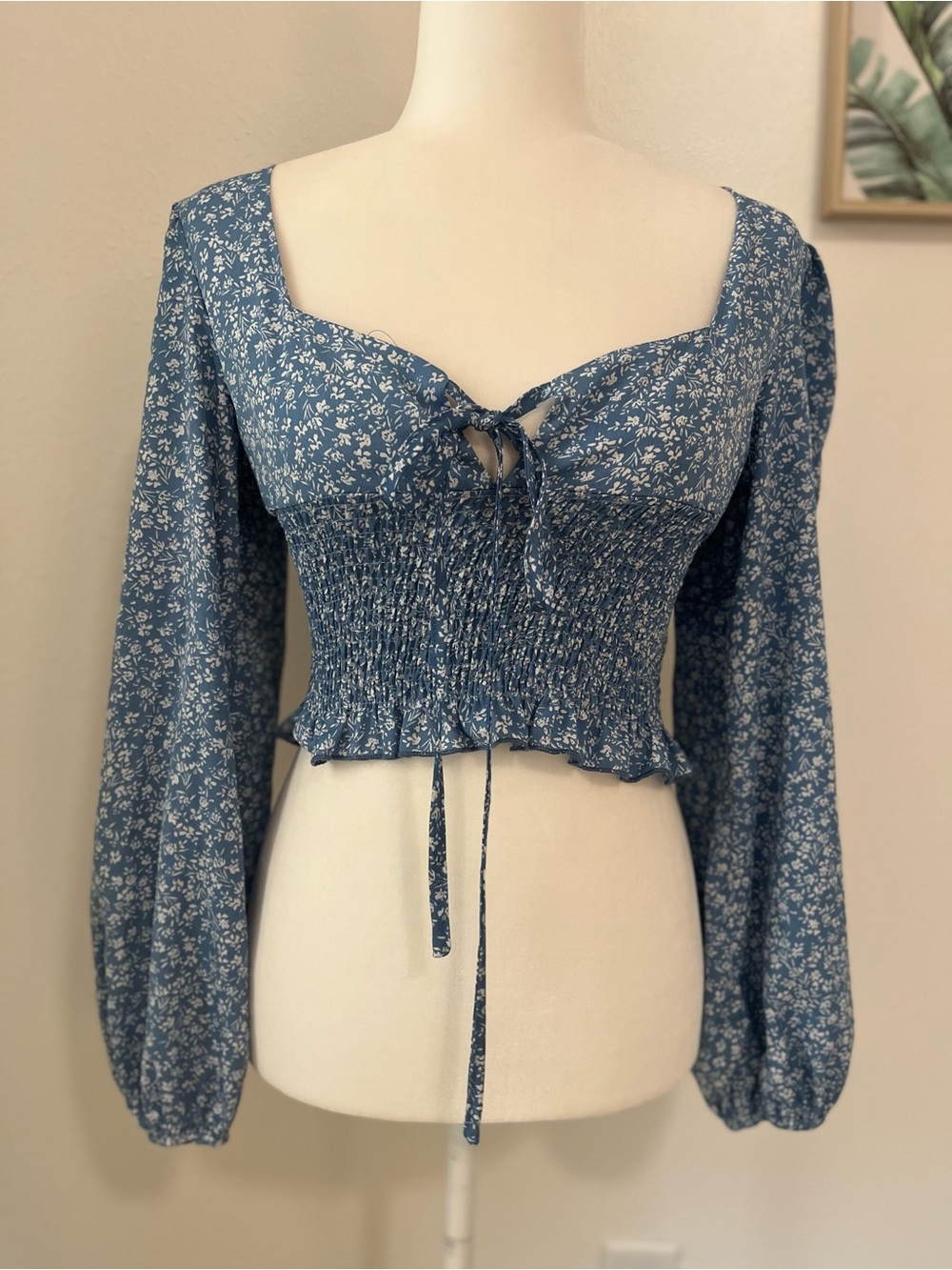 Romwe Blue Floral Smocked Tie Front Crop Top Blouse